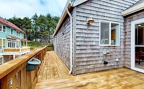 Beach House With A Park